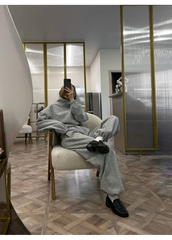 Теплый комбинезон на флисе Adelante комбинезон-брюки однотонный серый повседневный трехнитка с начесом