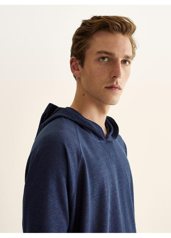 Темно-синяя футболка из льна Massimo Dutti