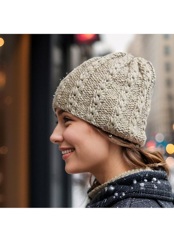 Шапка жіноча зв'язана вручну, розмір 50-58 см, бежева PRIGRIZ (368787129)