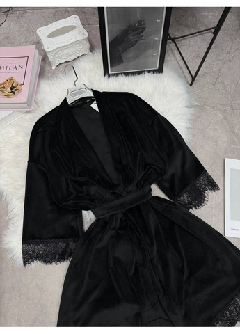 Халат велюровий з мереживом MonCher (371257731)