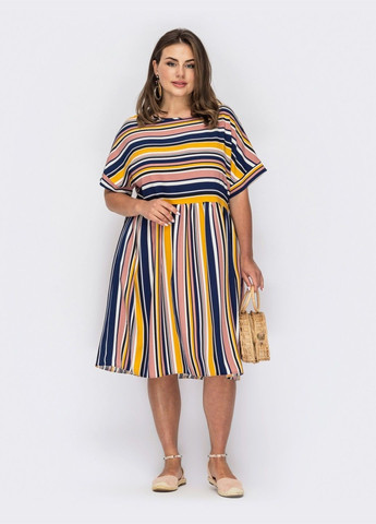 Желтое кэжуал платье в полоску с расклешенной юбкой и коротким рукавом Dressa в полоску