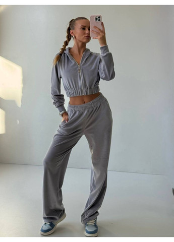 Жіночий велюровий костюм Avanti (362206437)