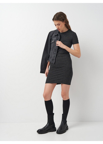 Черно-белое коктейльное платье H&M в полоску