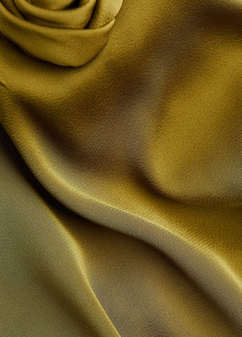 Оливкова сукня H&M однотонна