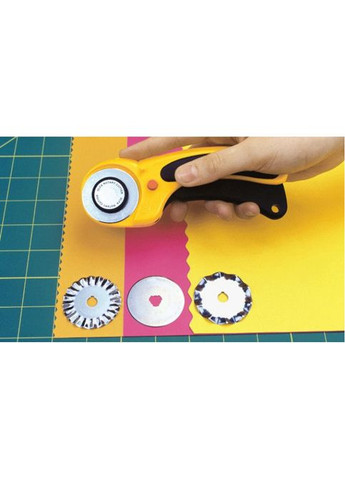 Нож RTY-2/DX, дисковое лезвие 45 мм RB45-1, для резки материалов толщиной до 10 мм (11583) Olfa (306738111)