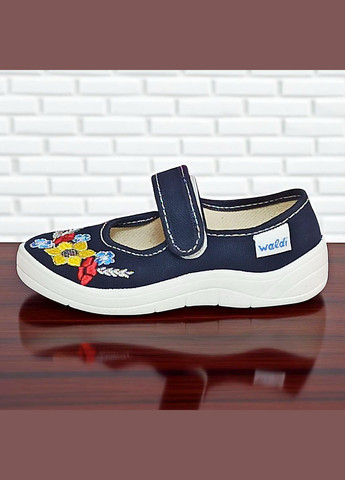 Синие ортопедические закрытые тапочки на липучке сменка в садик для девочки валди Waldi с вышивкой