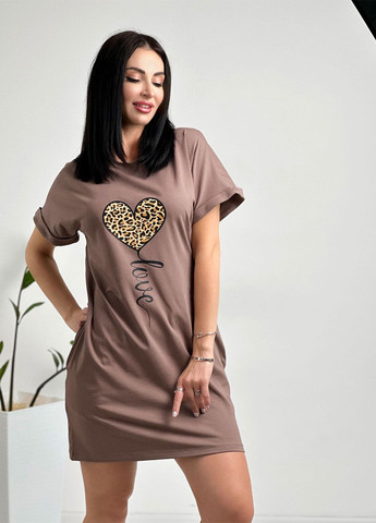 Кофейное женское платье с рисунком платье-футболка Fashion Girl с рисунком