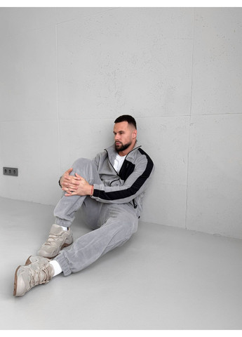 Светло-серый зимний зимний мужской костюм из флиса брючный Vakko