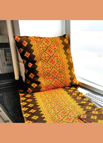 Декоративна наволочка з м'якої тканини на диванну подушку 43смХ43см в національному стилі Карпати 43х43 Maystat (305742502)