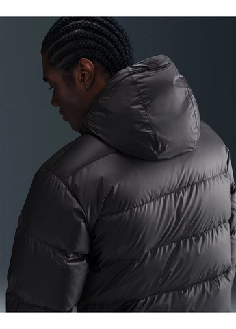 Черная демисезонная куртка мужская windrunner statement down jacket hq7790-011 черная зима Nike
