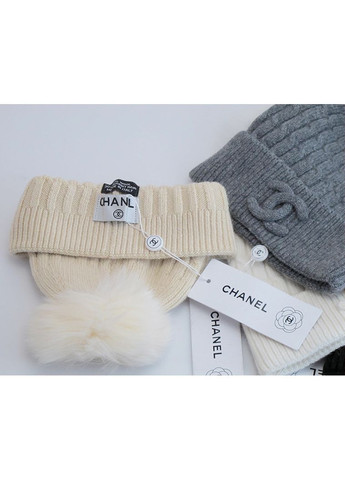 Жіноча зимова шапка з помпоном No Brand (366569233)