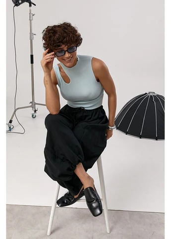 Вязаная короткая майка с вырезом, ONE SIZE No Brand — 399770458