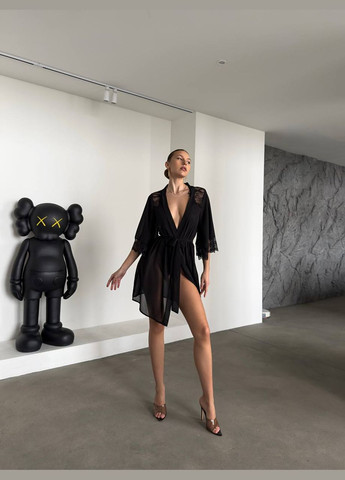 Изысканный халат с кружевными вставками No Brand (322266148)