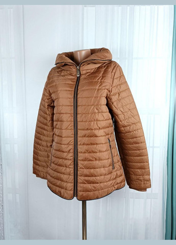 Коричнева демісезонна куртка демісезонна водовідштовхувальна та вітрозахисна для жінки lidl 276029 коричневий Esmara
