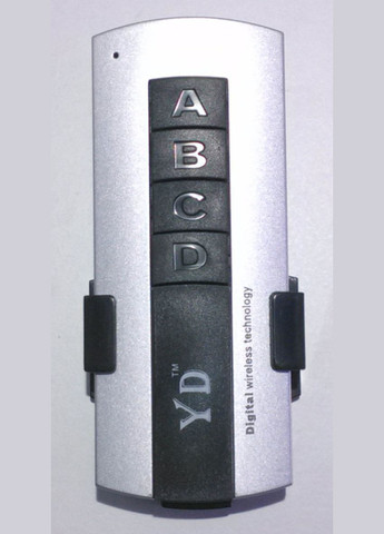 Люстра стельова кришталева з пультом 25486 Хром 42х45х45 см. Sunnysky (364490190)