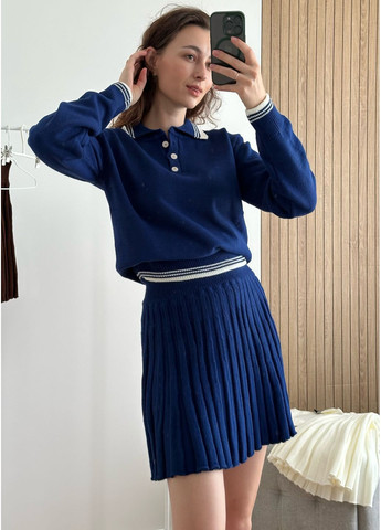 Костюм со свитером поло а юбкой плиссе, молочный No Brand Вʼязаний костюм (365750936)