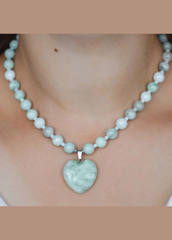 Чокер "Серце" натуральний камінь Ларимар, білий Нефрит + підвіска Онікс Серце d-3х10мм L-41-46см No Brand онікс латунь срібло (302254666)