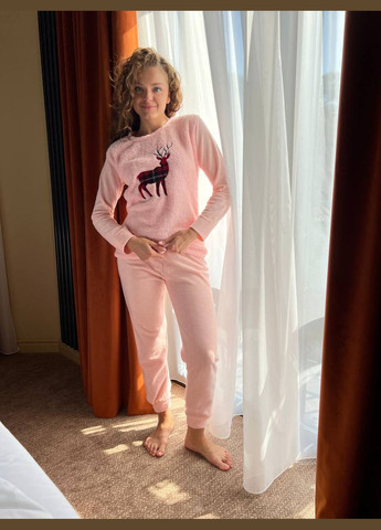 Розовая зимняя женская зимняя пижама на флисе кофта + брюки No Brand Піжама