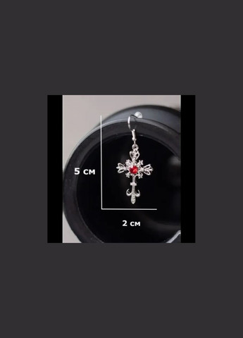 Сережки Fashion Jewerly ажурні хрести з червоним камнем у готичному стилі y2k сріблясті No Brand (348095482)