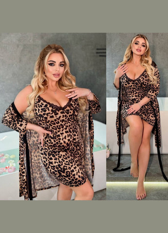 Темно-бежевая комплект ночной рубашки и халата. Osoblyva