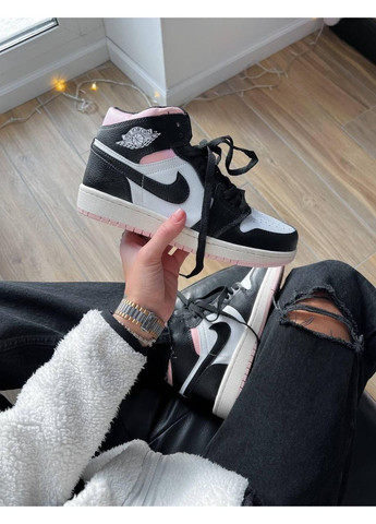 КРОСІВКИ ЖІНОЧІ NIKE AIR JORDAN 1 RETRO BLACK WHITE PINK НАЙК АІР ДЖОРДАН No Brand рожеві демісезони (368869715)