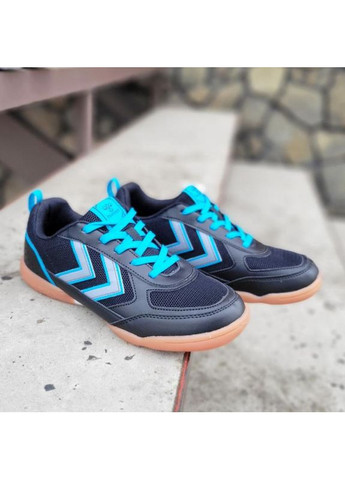 Чорні кросівки aeroteam Hummel