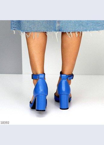 Синие синие женские босоножки, стильные синие босоножки, на стойком каблуке, нарядные молодежные босоножки, купить No Brand