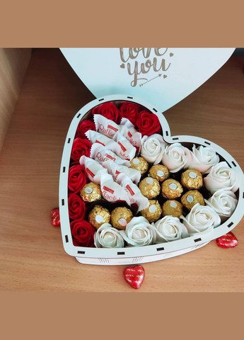 Бокс со сладостями для девушки на день рождения 8 марта день влюбленных новый год рождество на праздник(ar232) No Brand (335413910)