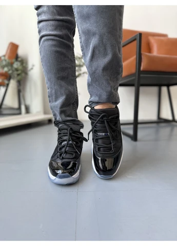 Комбіновані літні кросівки nike 11 retro low space jam найк аір ретро No Brand
