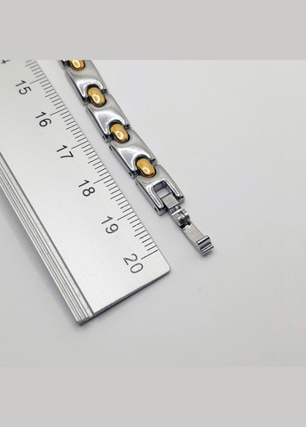 Наручные часы '' Superior series женский кварцевый металлический ремешок () Q&Q К211-400 (305391403)