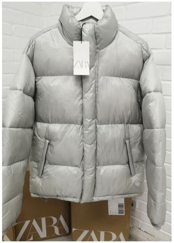 Серебряная зимняя стеганая дутая куртка оверсайз Zara