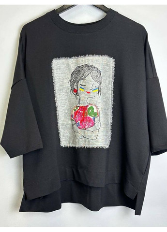 Чорний жіночий світшот oversize з вишивкою ляля mknk56657 Modna KAZKA (368992568)