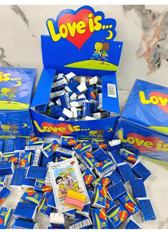 Жевательная резинка "Love is" Банан-Клубника 100 штук Mondelez (376198925)