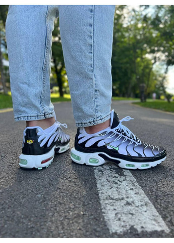 Серые демисезонные кроссовки мужские nike air max plus tn black grey найк аир макс тн плюс No Brand