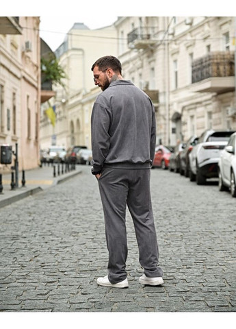 Сірий демісезонний чоловічий замшевий костюм No Brand