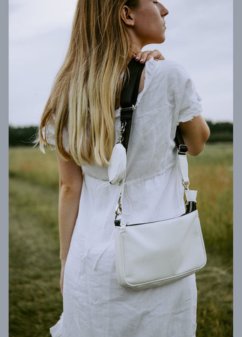 Женская сумка-багет из экокожи белая. Mamakazala (282711012)