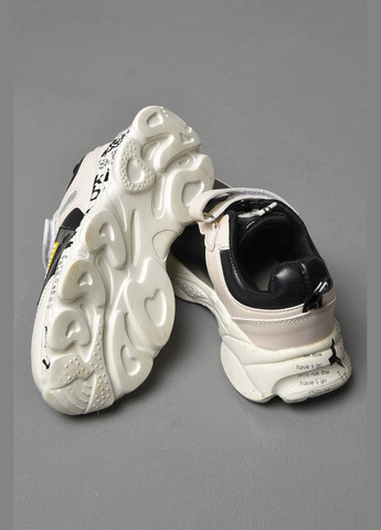 Бежеві осінні кросівки для дівчинки бежевого кольору Let's Shop
