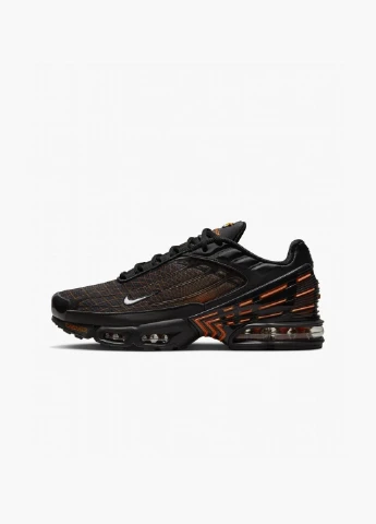 Чорні кросівки чоловічі air max plus 3 black fb3352-001 Nike