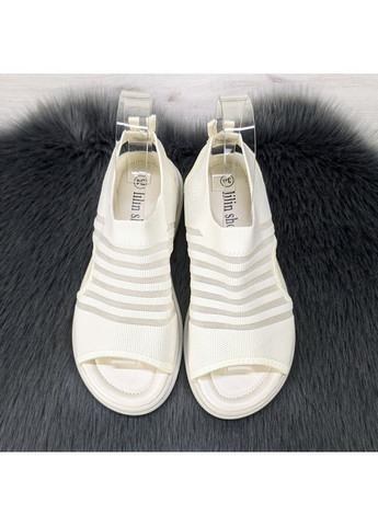 Босоніжки для дівчинки на платформі Lilin (295012286)