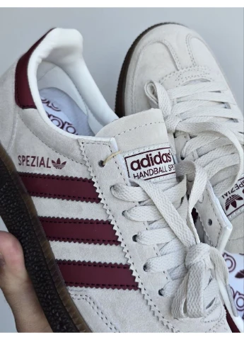 Цветные всесезонные adidas spezial • cream / burgundy • Vakko