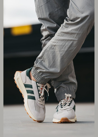 Бежевые всесезонные кроссовки мужские adidas retropy e5 beige green | адидас ретропы е5 бежевые зеленые No Brand