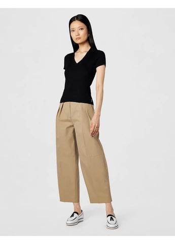 Черный демисезонный свитер DKNY