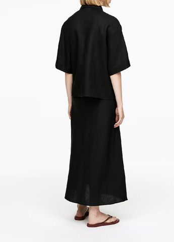 Черная кэжуал рубашка однотонная Arket