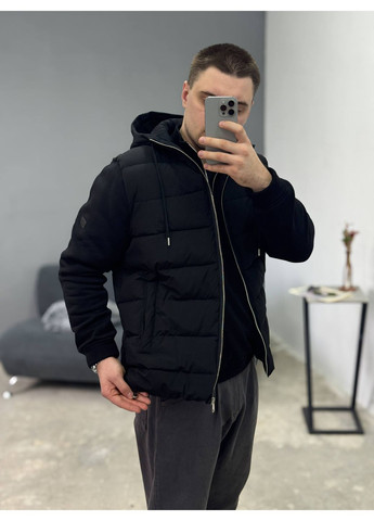 Чорна демісезонна куртка з трикотажними рукавами та капюшоном Україна