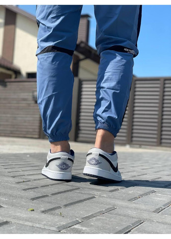 Серые демисезонные кроссовки мужские nike air jordan retro 1 low grey black white найк аир джордан No Brand