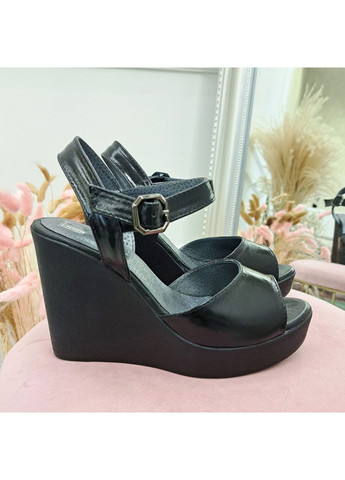 Босоніжки лакові жіночі на стійкій платформі, колір чорний. 37 розмір Vasha para (353687140)