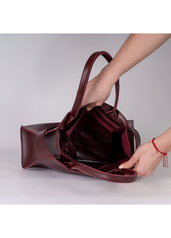 Сумка жіноча топ-хендл з акуратним ремінцем та золотистою фурнітурою. JUGO 47-25 (373069950)