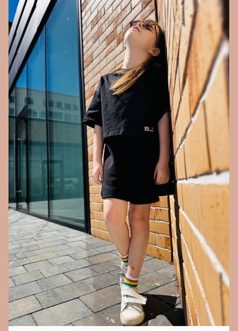 Чорна літня дитяча оверсайз футболка топ бавовняна з нашивкою чорна little joys No Brand