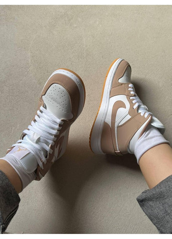 КРОССОВКИ ЖЕНСКИЕ NIKE AIR JORDAN 1 RETRO BEIGE НАЙК АИР ДЖОРДАН No Brand бежевые демисезоны (367176457)