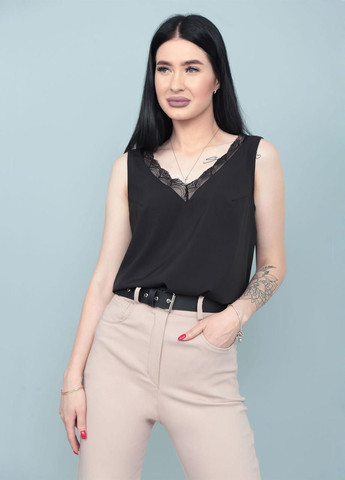 Чорна літня блузка з глибоким декольте Fashion Girl